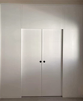 Entrada a un vestidor